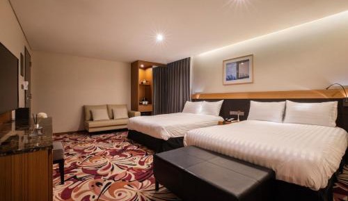 Deluxe Double or Twin Room