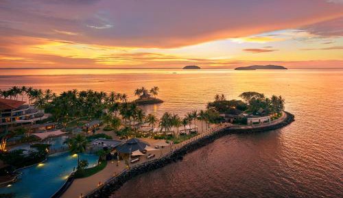 Kinabalu King Room with Sea View