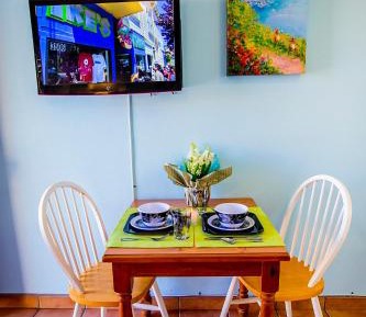 Queen Room with Kitchenette