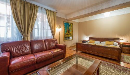Junior Suite (2 Adults)
