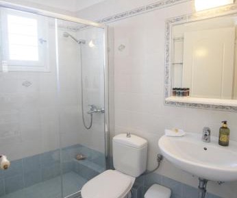 Studio (2 Adults)