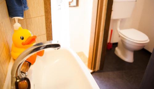 Single Room with Shared Bathroom