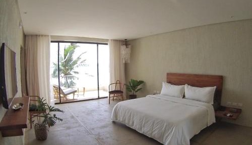 One Bedroom Suite 