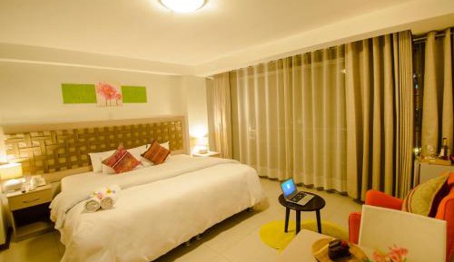 Deluxe Double Room with Bath