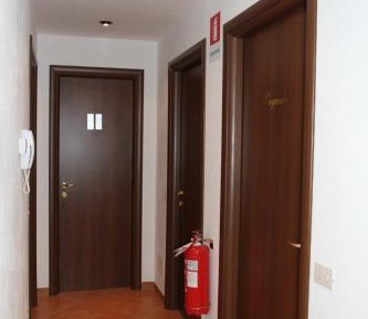 Quadruple Room with Shared Bathroom