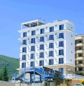 Double Room with Balcony and Sea View
