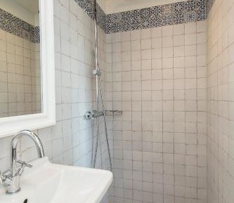 Deluxe Double Room with Shower