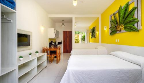 Deluxe Room (2 Adults + 1 Child)