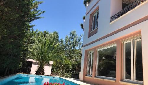 Villa with Private Pool