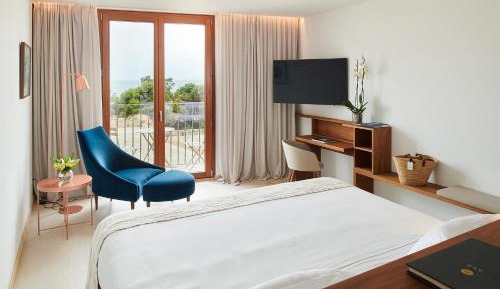Premium Double Room with Sea View and Spa Access
