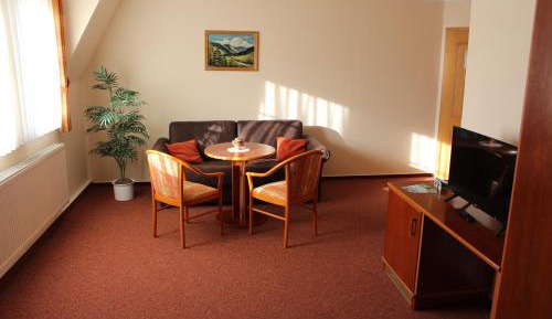Large Double Room