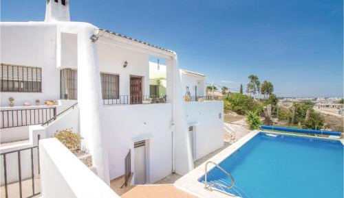Four-Bedroom Holiday Home
