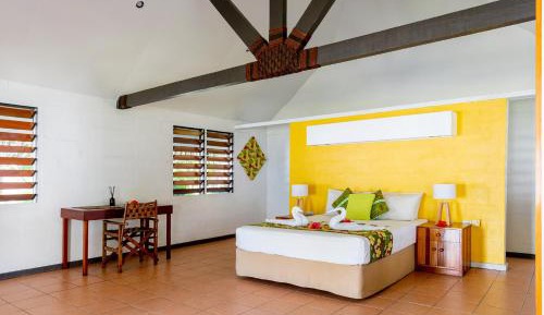 Family Room with Garden View