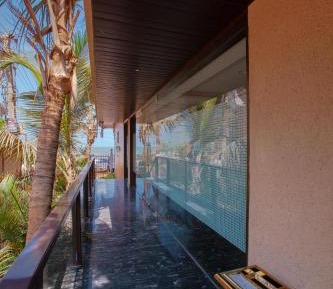 Exotic Room