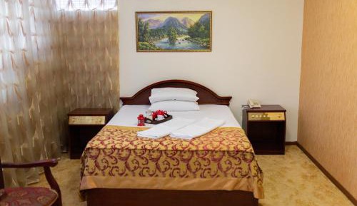 Large Double Room