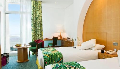 Deluxe Twin Room with Golf View