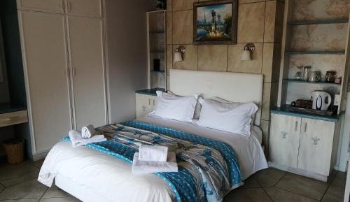 Queen Room with Balcony