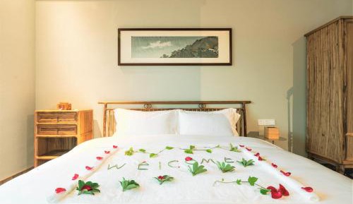 Wonderland Four Room Suite