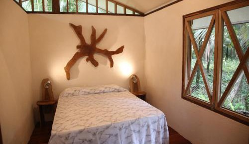 One-Bedroom Holiday Home