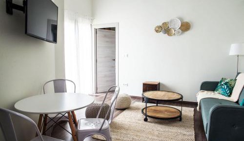 One-Bedroom Apartment with Balcony