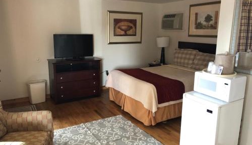 Standard Room with Two Queen Beds