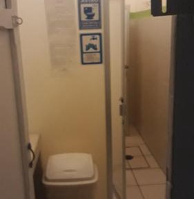 Double Room with Shared Bathroom (Bathroom outside of the room)