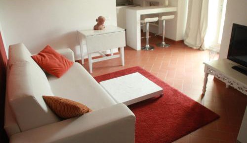 One-Bedroom Apartment - Split Level