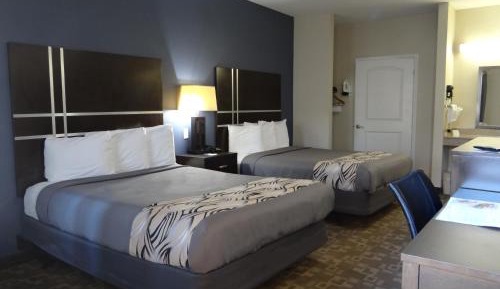 Queen Room - Disability Access