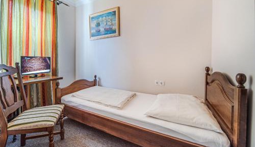 Single Room with Bathroom