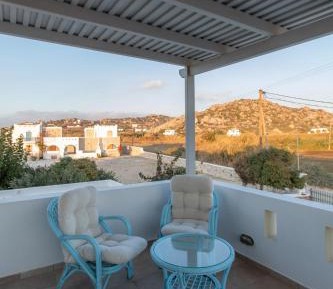 Superior Deluxe Family Room 