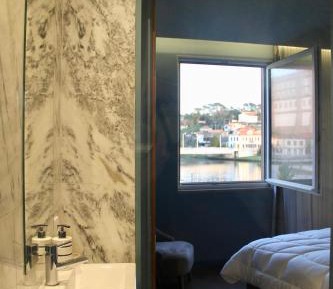 Suite with River View