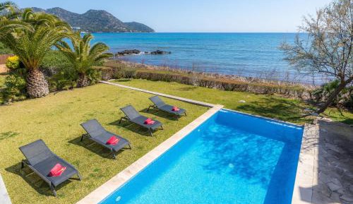 Villa with Sea View