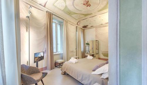 Superior Deluxe Double or Twin Room 
