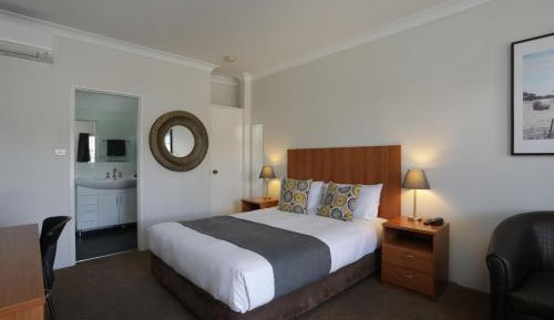 Queen Room