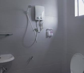 Twin Room with Private Bathroom