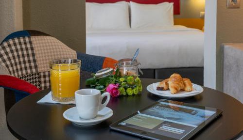 Suite - Village View