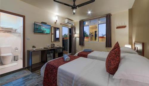 Comfort Twin with Balcony 