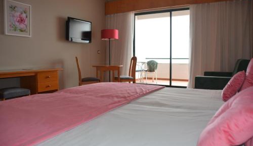 One-Bedroom Apartment (4 Adults)