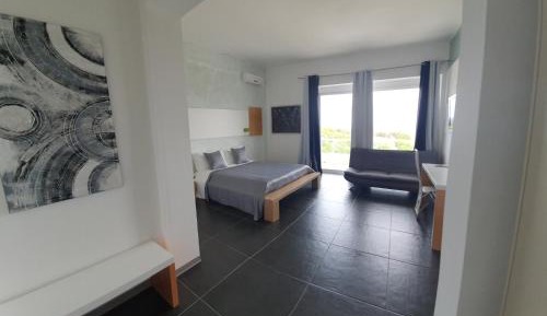 Deluxe Double Room with Balcony and Sea View