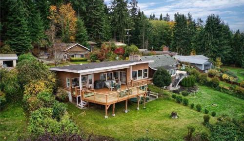 Two Bedroom Holiday Home
