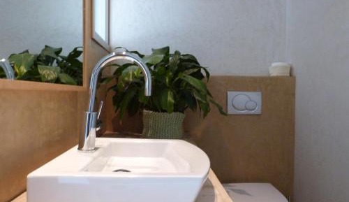 Family Room with Mountain View