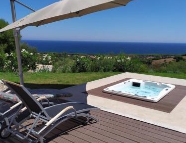 Two-Bedroom Villa with Spa Bath