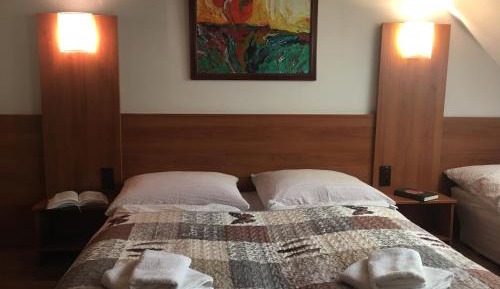 Triple Room with Private Bathroom