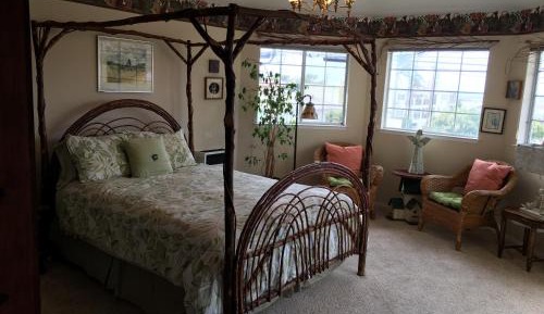 Deluxe Suite with Sea View