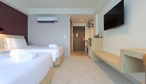 Twin Room with Balcony