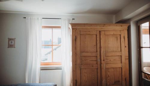 Single Room with Bathroom