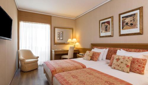 Essential Triple Room