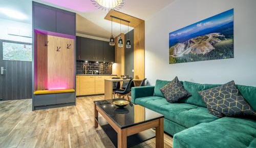 One-Bedroom Apartment 22D/8