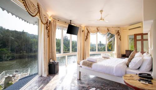 Four-Bedroom Villa