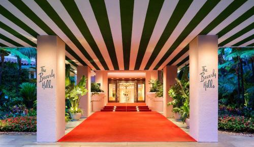 Deluxe King Room with Balcony